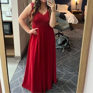 Miusol Red Lace Bodice V-Neck Maxi Dress